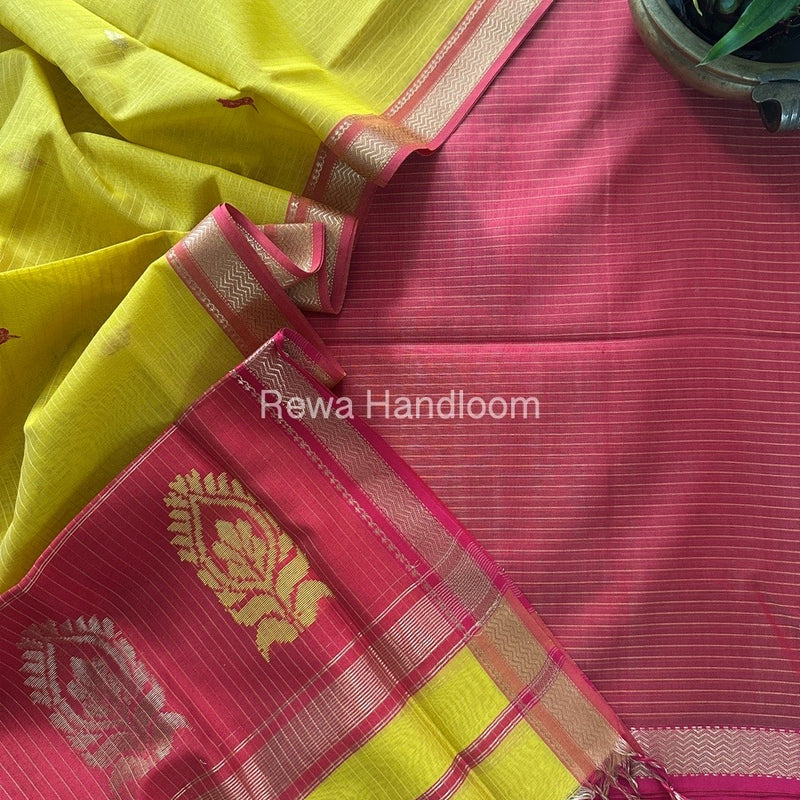 Maheshwari Motifs Top-Dupatta Set