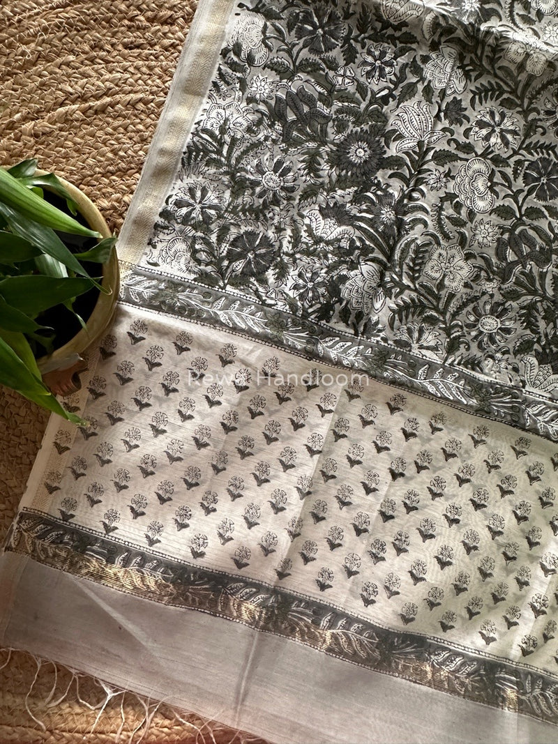 Maheshwari Light Grey Hand Block Printed Dupatta HD04