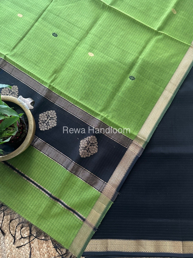 Maheshwari Black-Mehendi Green Motifs Top-Dupatta Set MS0191