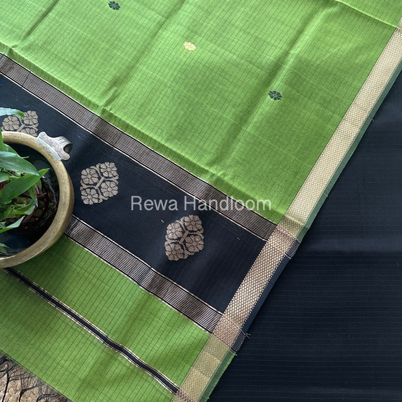 Maheshwari Black-Mehendi Green Motifs Top-Dupatta Set MS0191