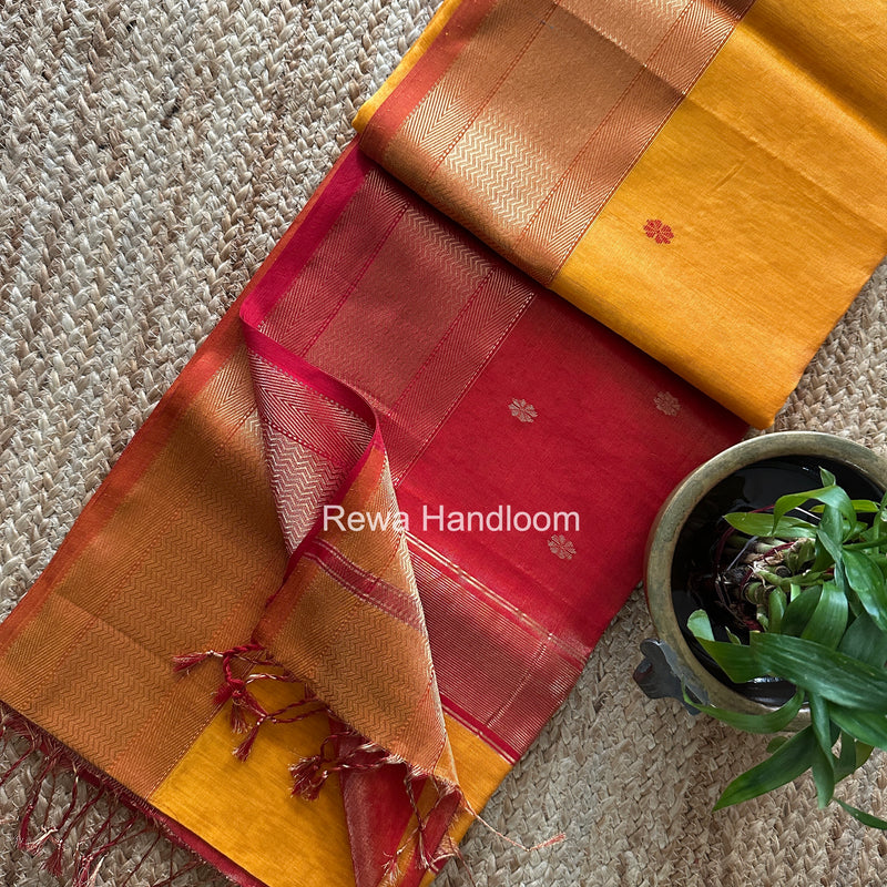 Maheshwari Tissue Butti Saree