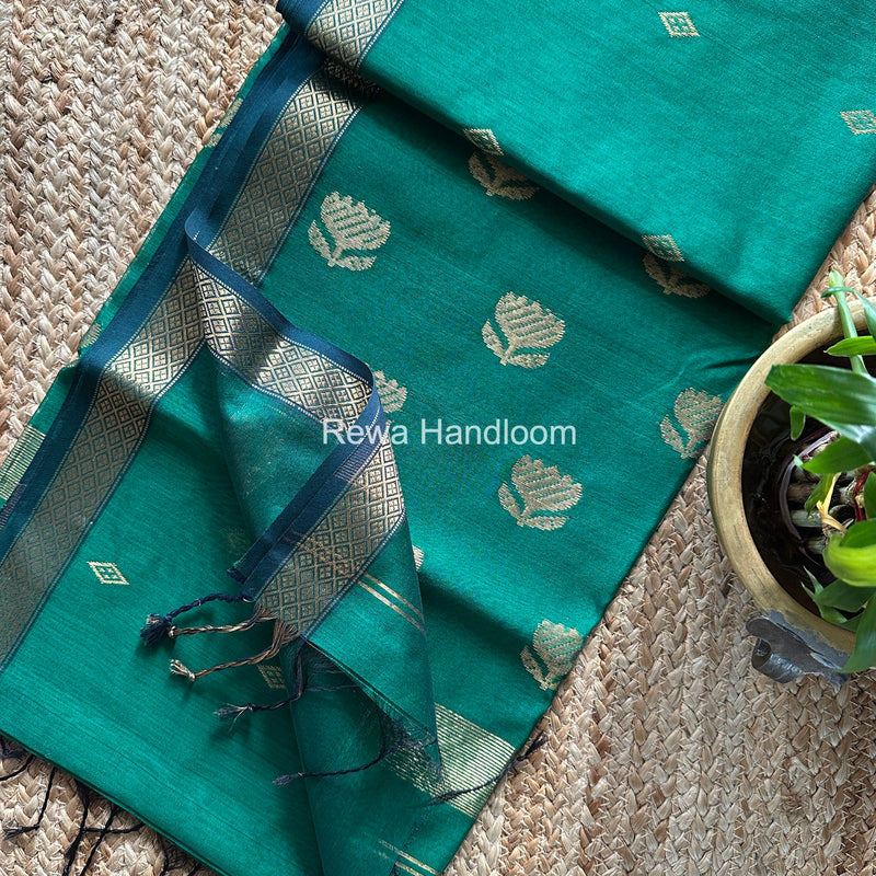 Maheshwari Lotus Butta Saree