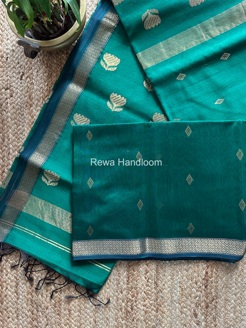 Maheshwari Lotus Butta Saree