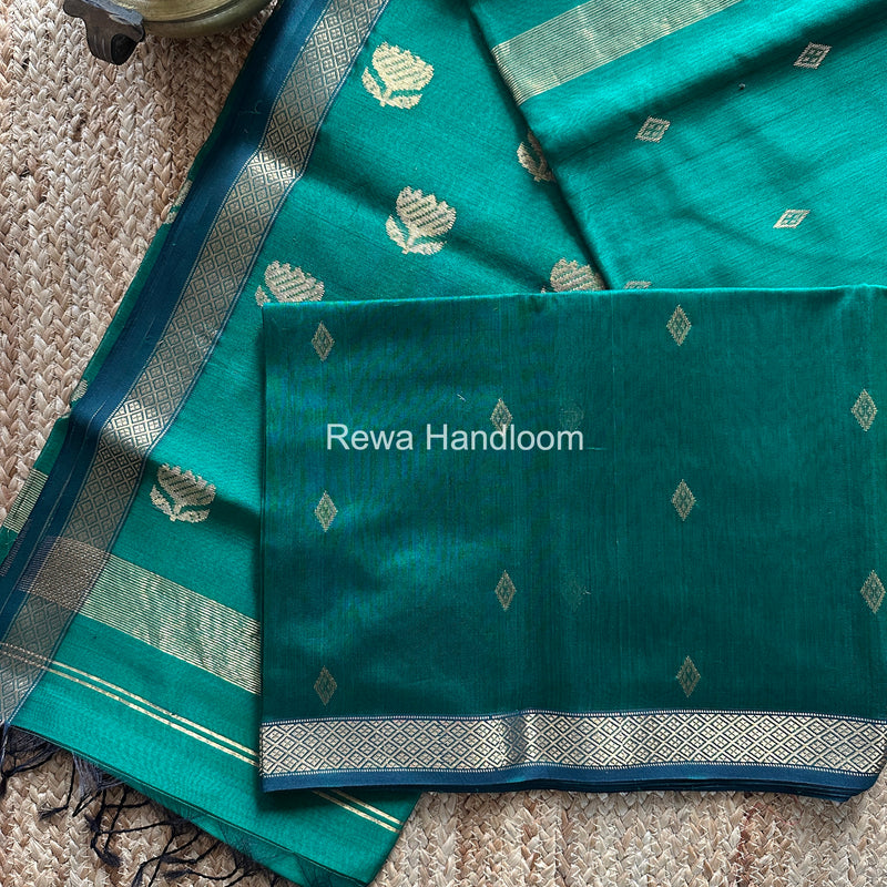 Maheshwari Lotus Butta Saree