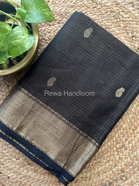  Zari Butti ~ Maheshwari Saree