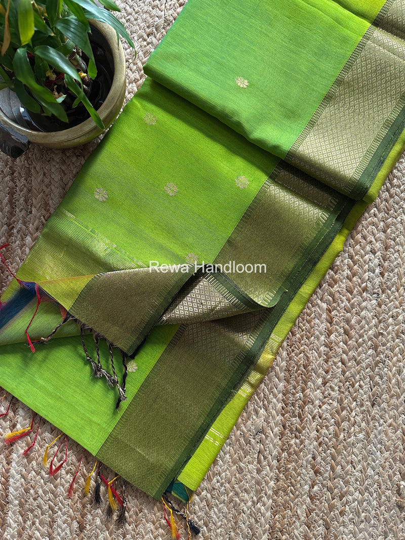 Maheshwari Parrot Green Flower Butti Saree JBS084