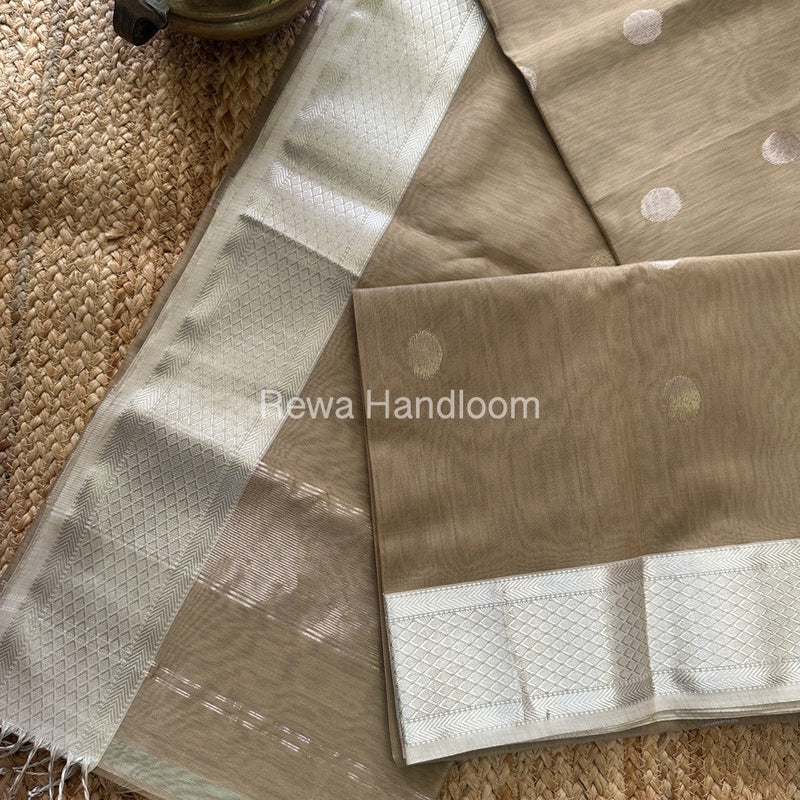 Maheshwari Saree