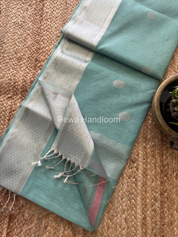 Silver Coin Butta Pallu Zari Border Saree ~ Maheshwari Saree