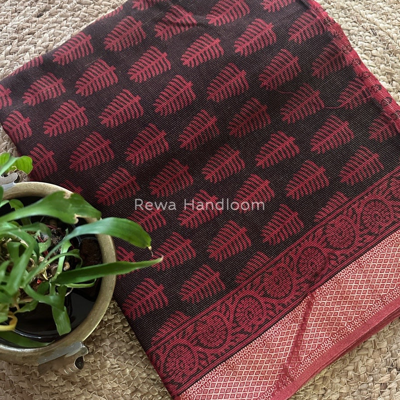 Maheshwari Black-Red Bagh Print Tissue Suit BTS08