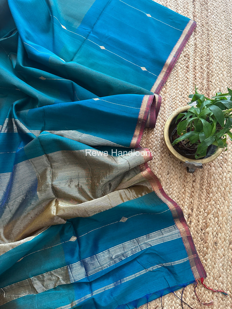 Morpankhi Lining Butti Shaded Maheshwari Saree SBS087