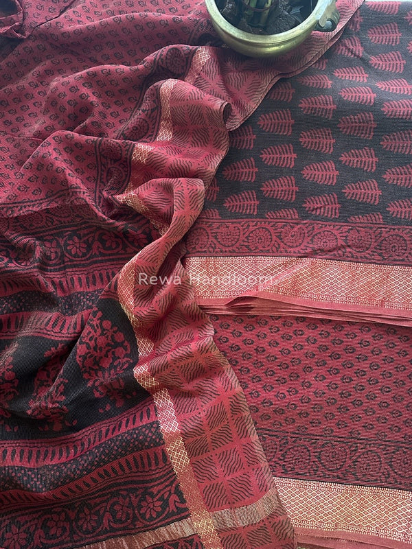 Maheshwari Black-Red Bagh Print Tissue Suit BTS08