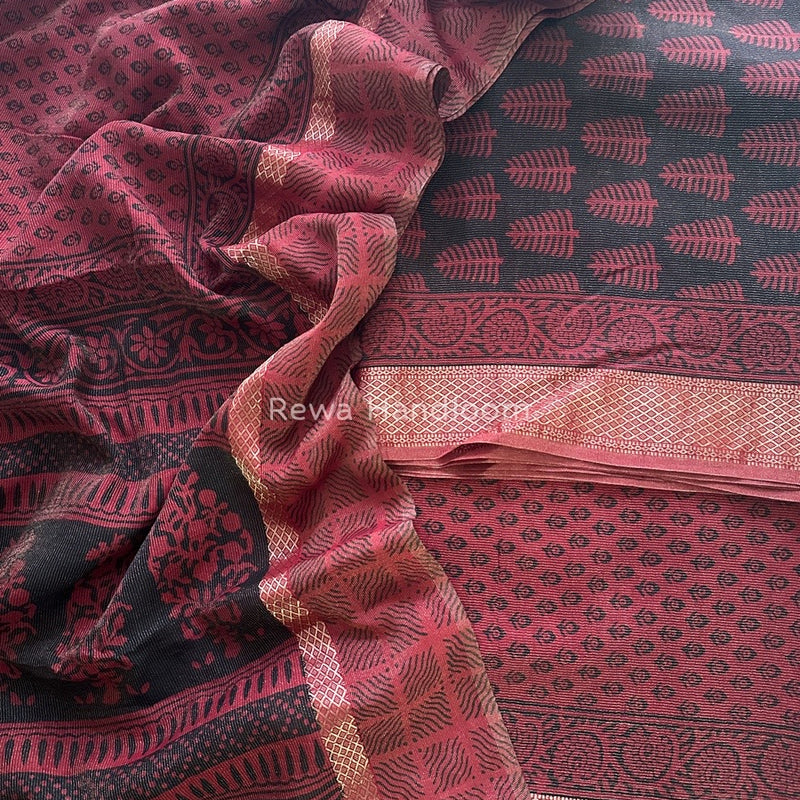 Maheshwari Black-Red Bagh Print Tissue Suit BTS08