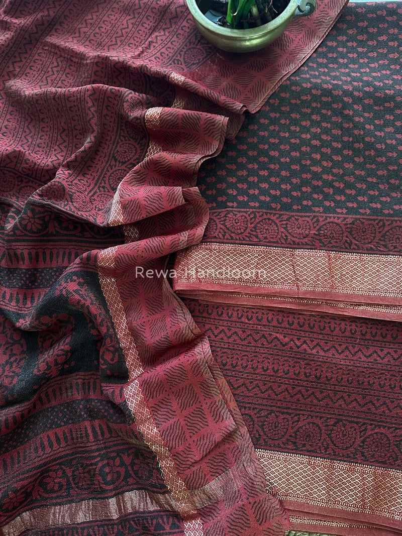 Maheshwari Black-Red Bagh Print Tissue Suit BTS05