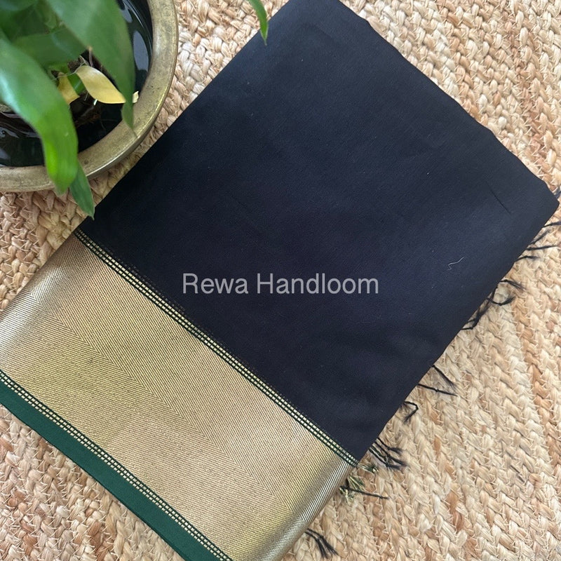 Exclusive Maheshwari Black Zari Border Saree EZ018