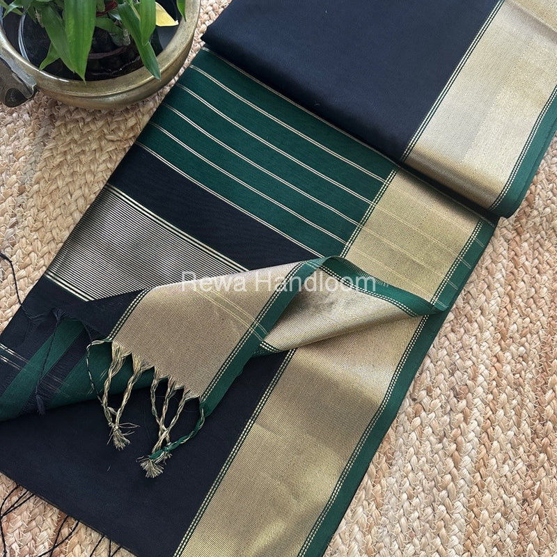 Exclusive Maheshwari Zari Border Saree