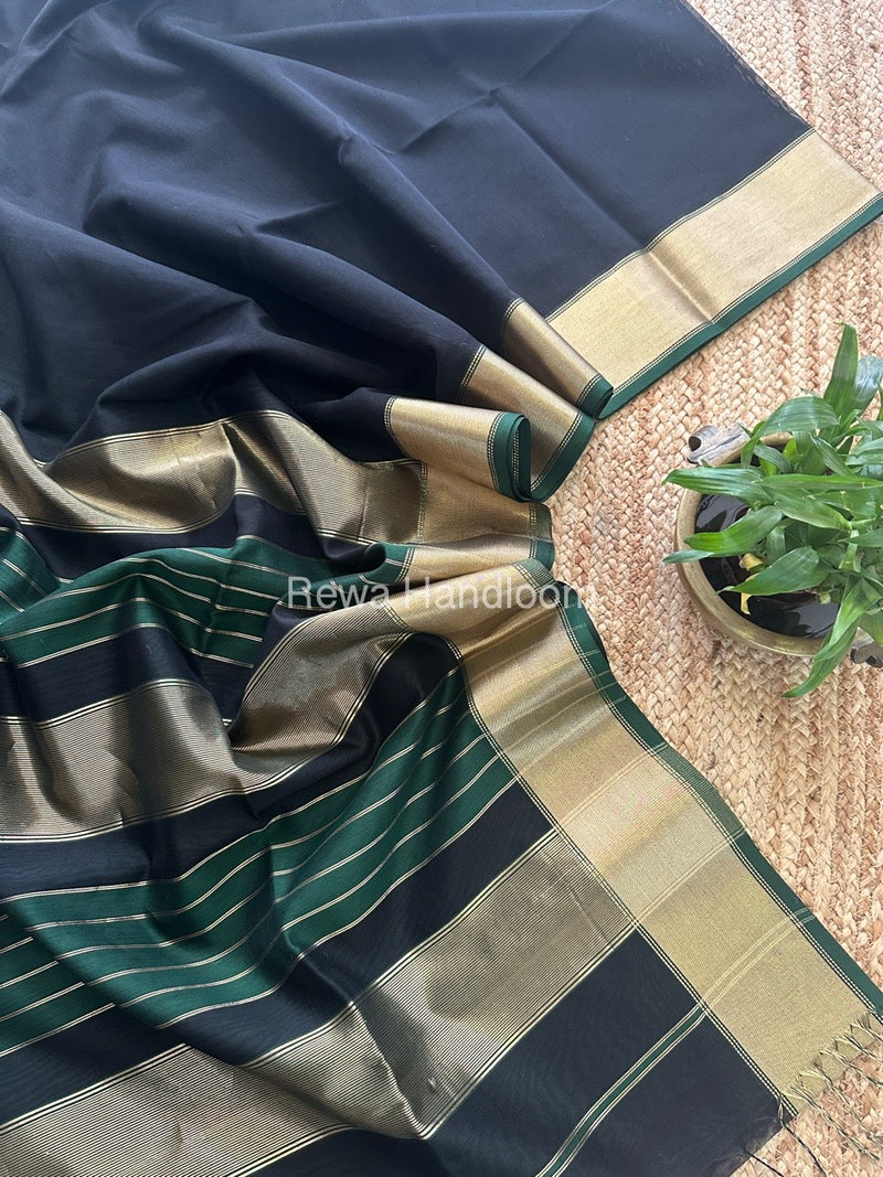 Exclusive Maheshwari Black Zari Border Saree EZ018