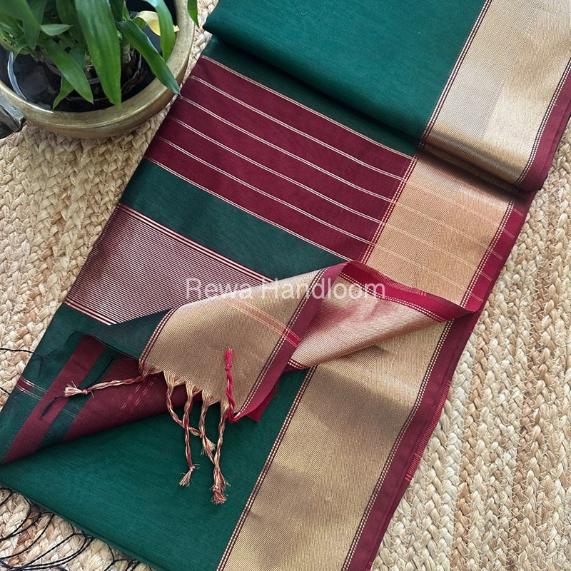 Exclusive Maheshwari Zari Border Saree