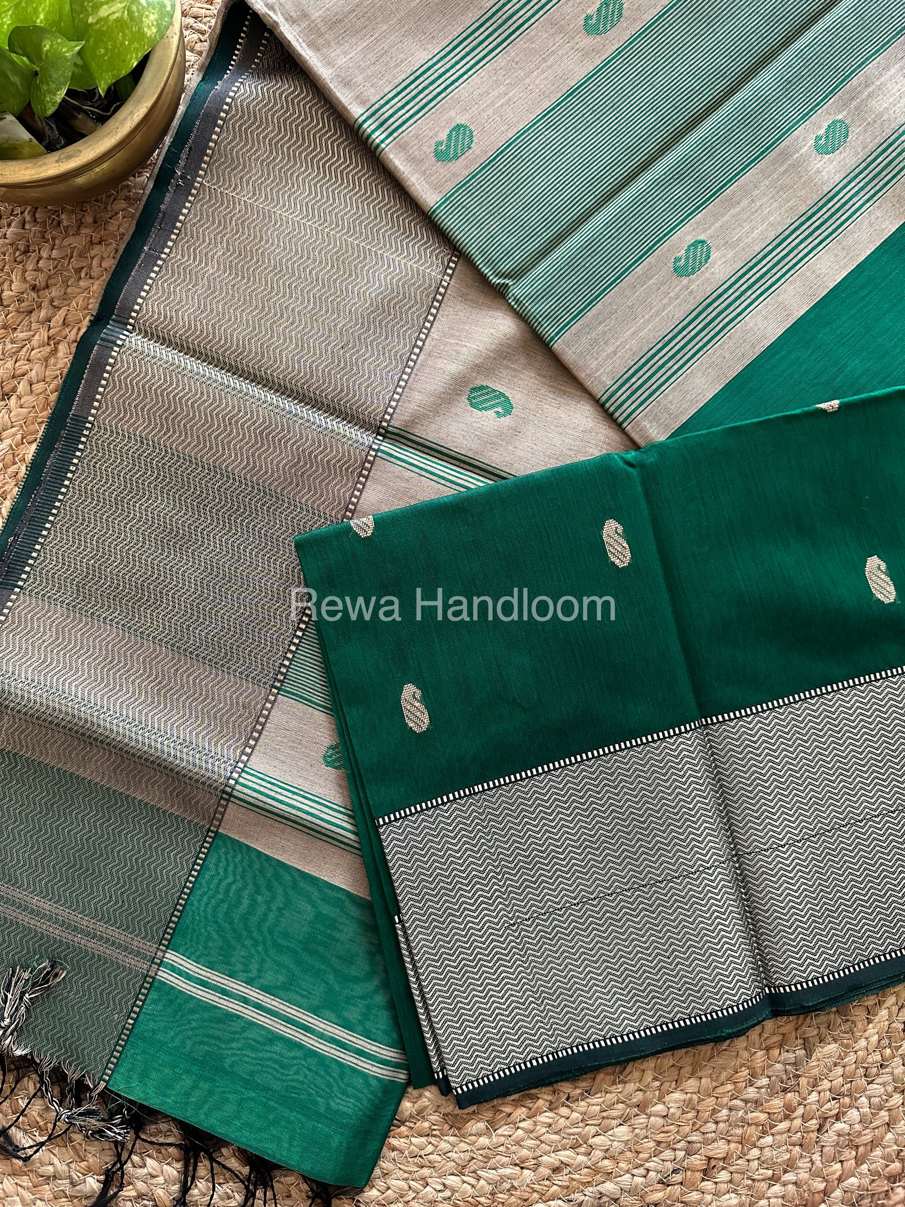 Maheshwari Bottle Green Resham Thread Butti Saree-RBS05