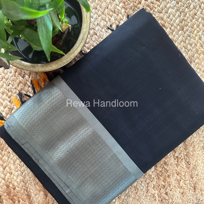 Maheshwari Black Heavy Pallu Saree DPS028