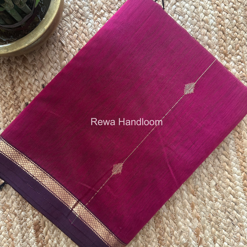 Magenta Lining Butti Shaded Maheshwari Saree SBS070