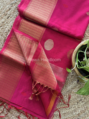 Rani Pink Sikka Butta Pallu Zari Border Saree ~ Maheshwari Saree-SBS-01