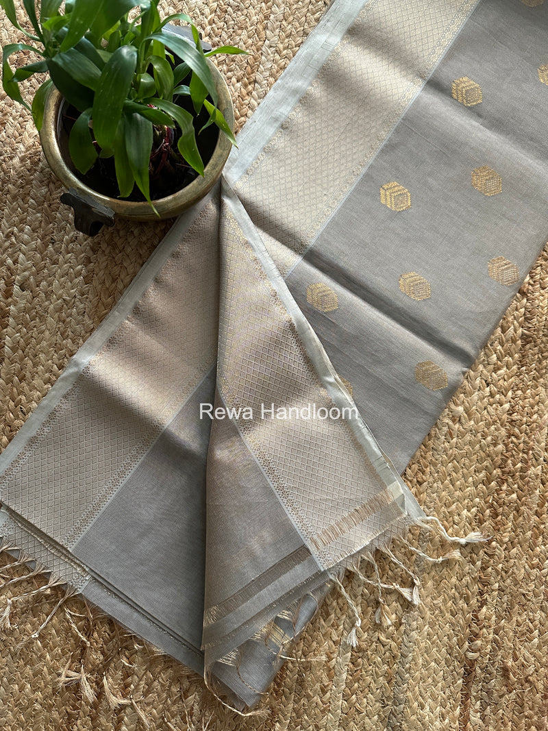 Maheshwari Gray Tissue Silk Saree TFB045