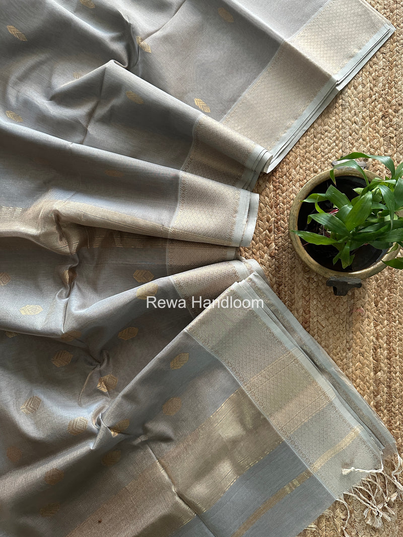 Maheshwari Gray Tissue Silk Saree TFB045