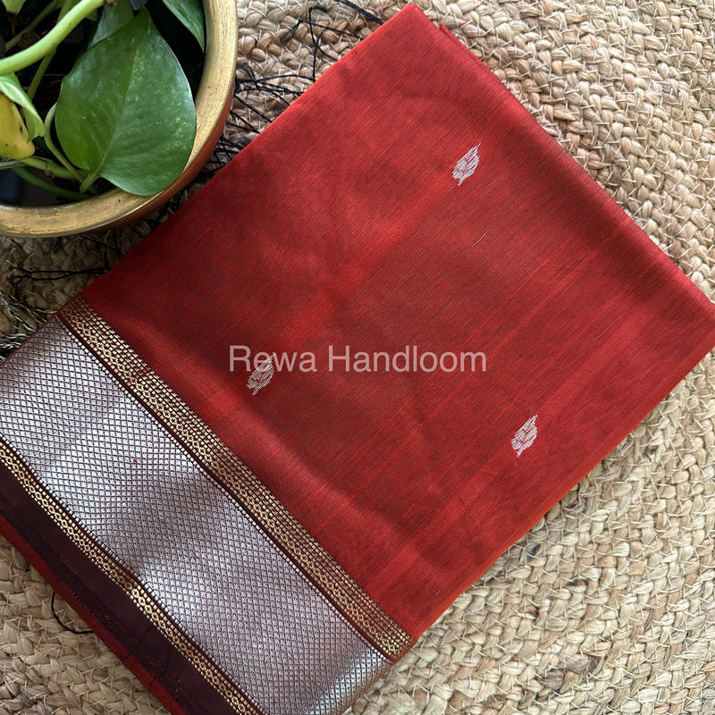 Maheshwari Silver Zari Sarees