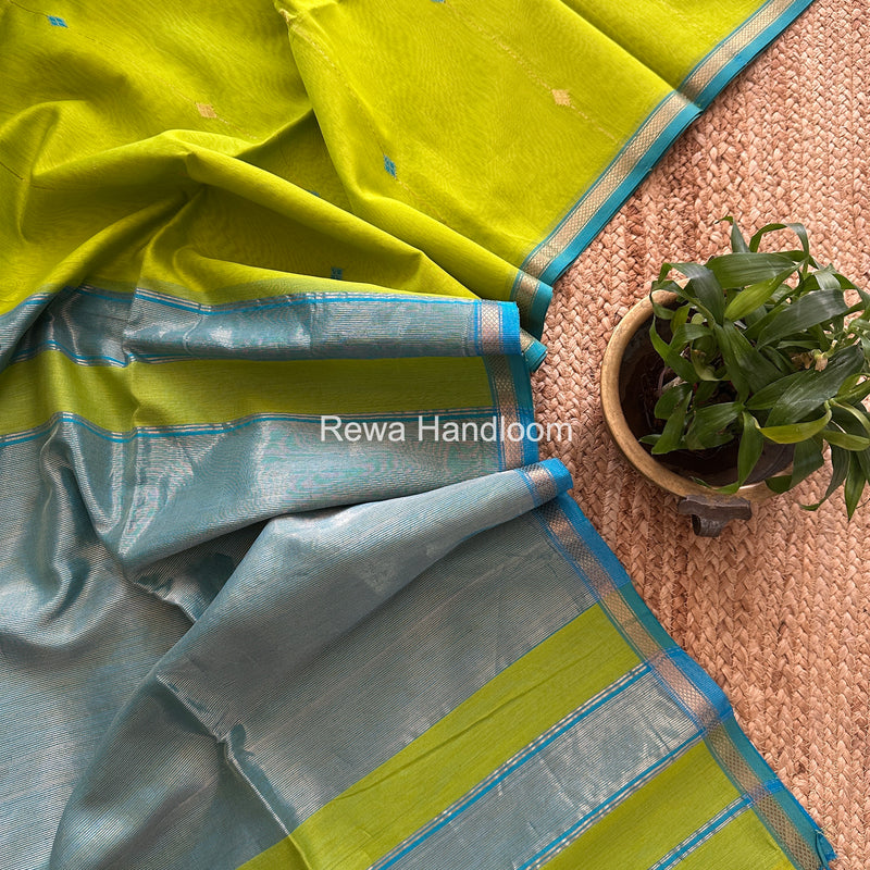 Parrot Green Lining Butti Shaded Maheshwari Saree SBS081