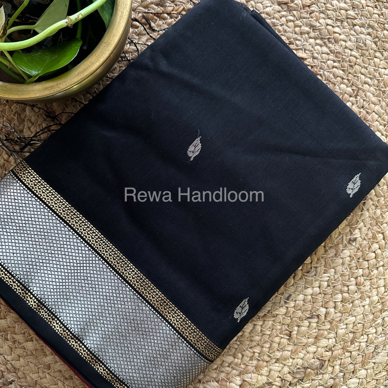 Maheshwari Silver Zari Sarees
