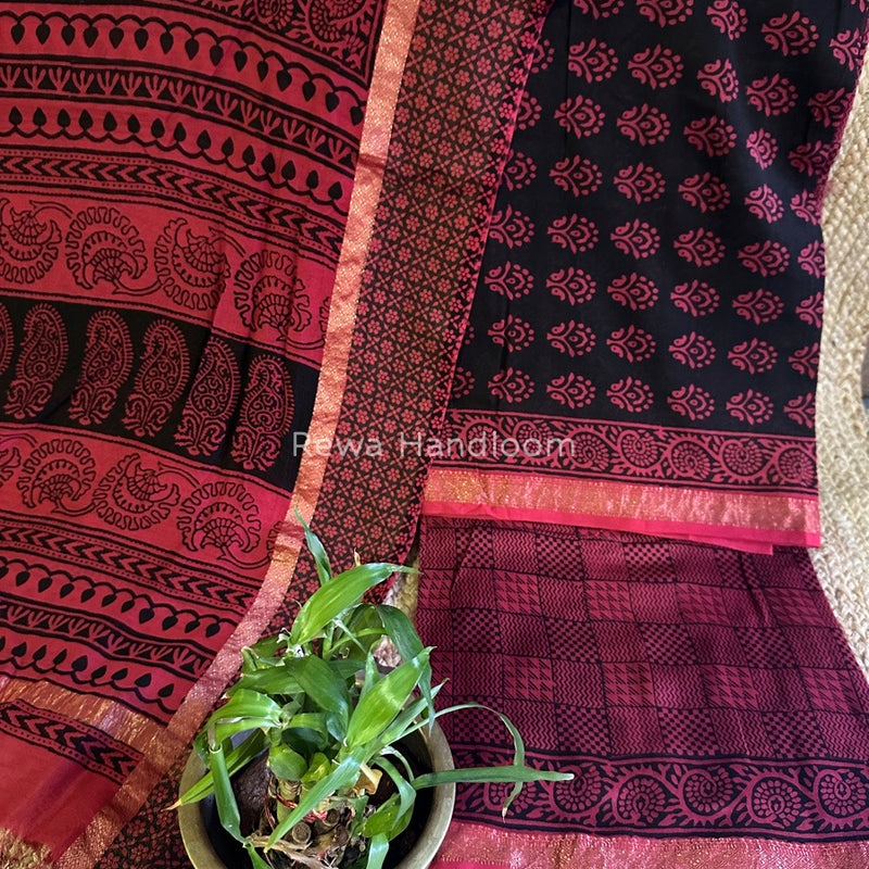 Maheshwari Bagh Print Suit