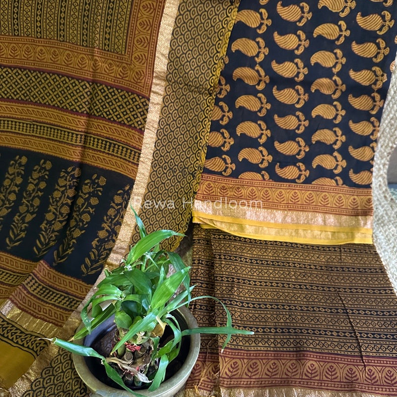 Maheshwari Bagh Print Suit