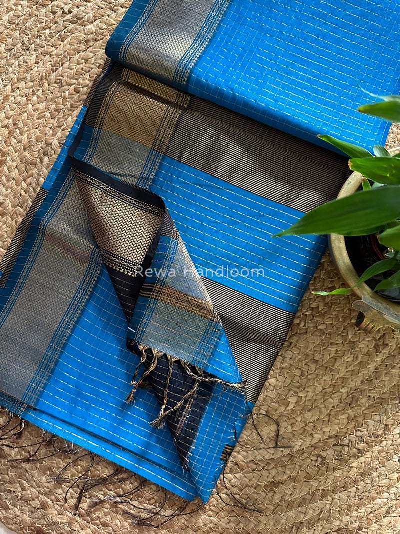 Maheshwari Zari Checks Saree