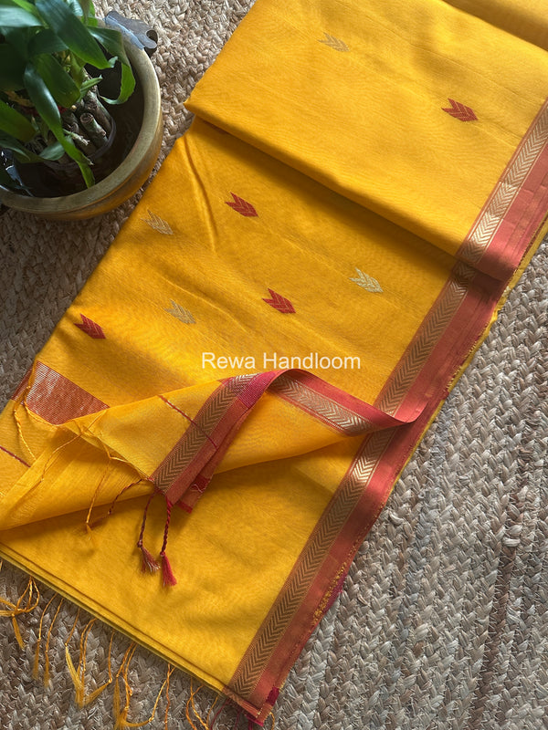  V Butti Maheshwari Saree