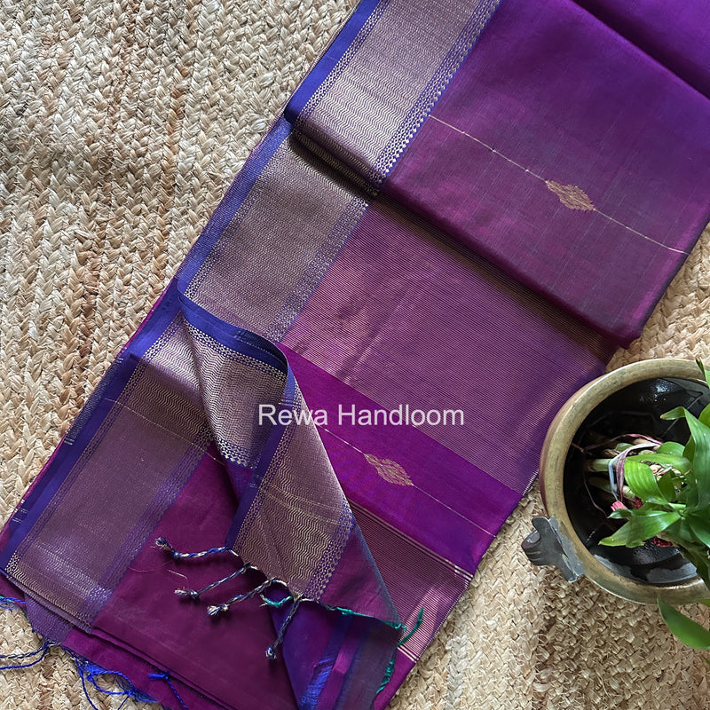 Maheshwari Shaded Butta Saree
