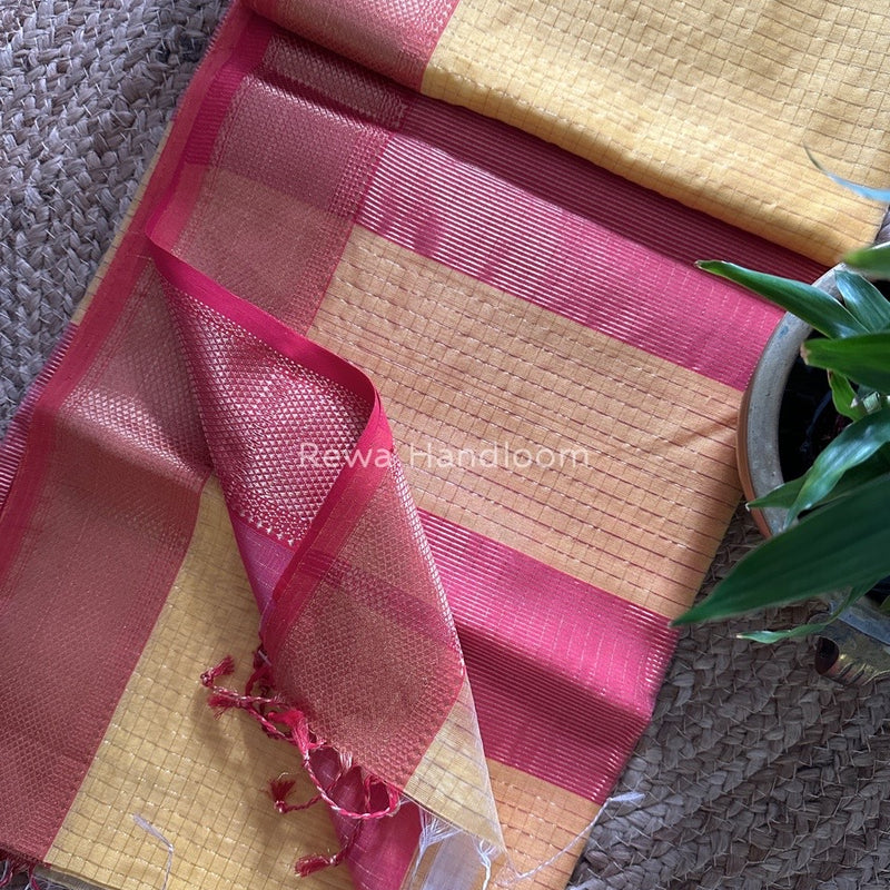 Maheshwari Zari Checks Saree