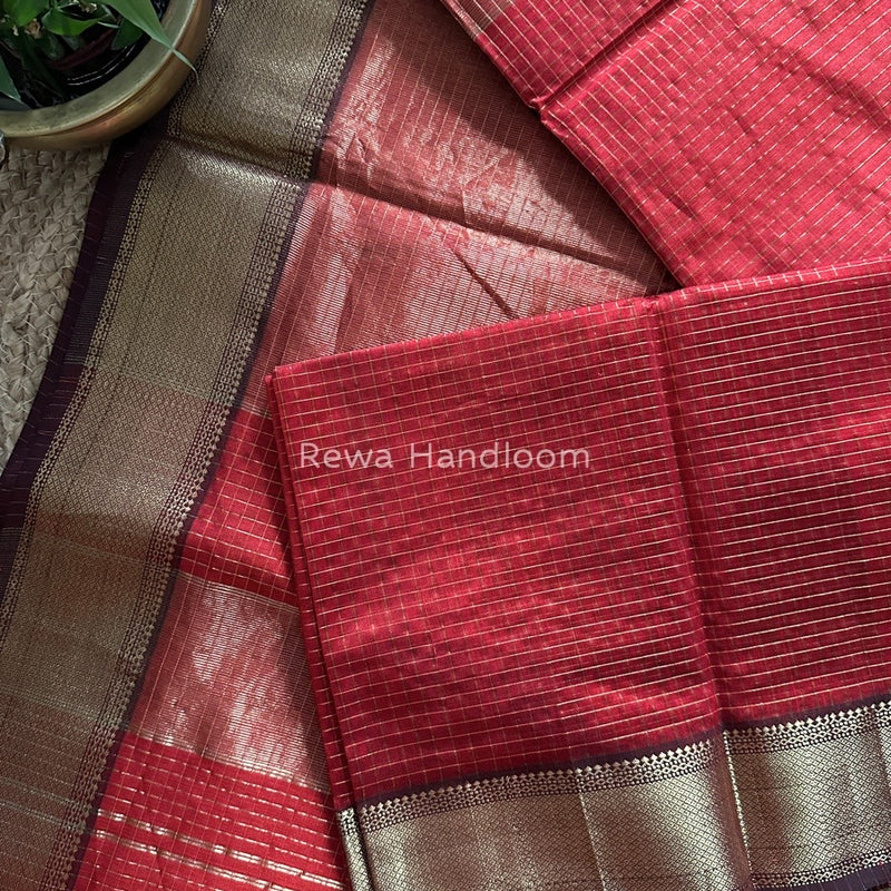  Zari Checks Saree
