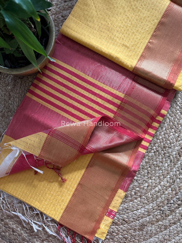 Maheshwari Zari Checks Saree