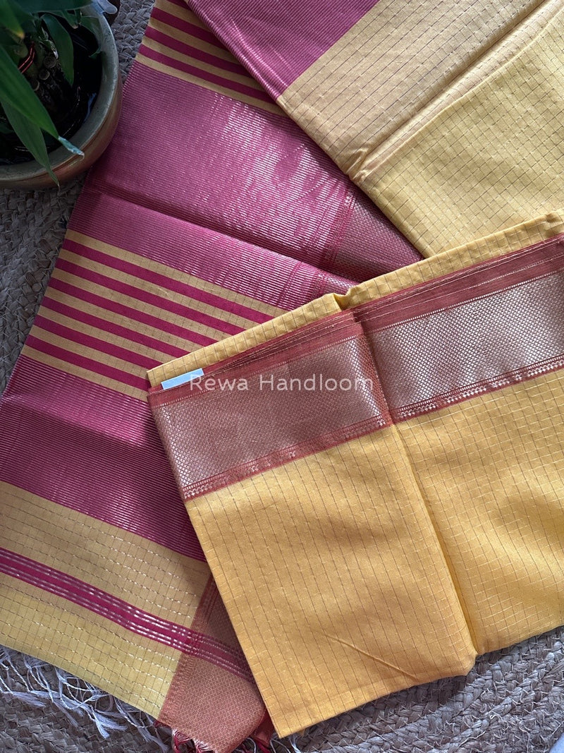  Zari Checks Saree