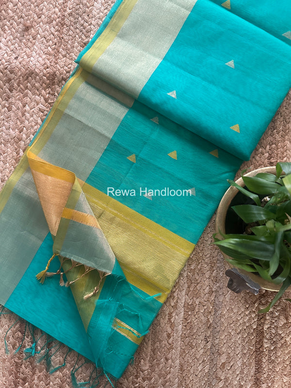  Triangle Butti Maheshwari Saree