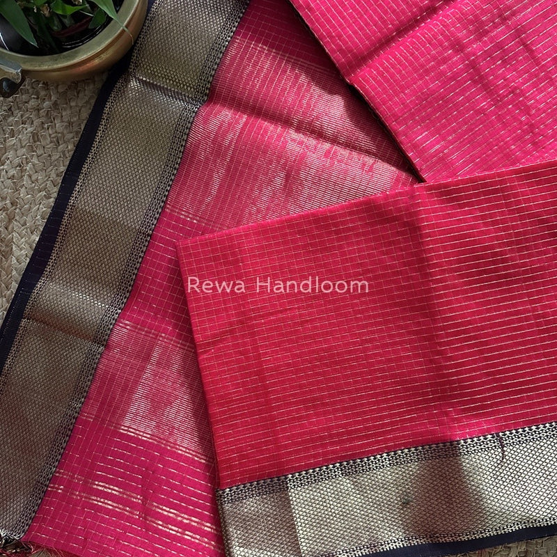  Zari Checks Saree