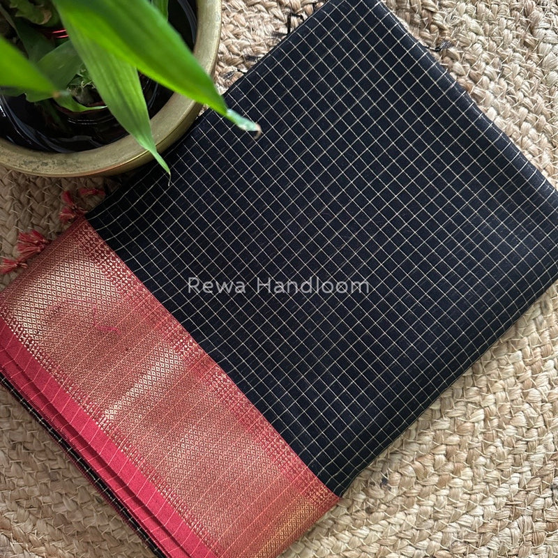 Maheshwari Black Zari Checks Saree ZCHX057