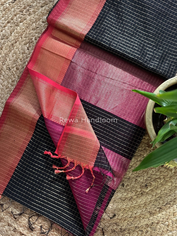 Maheshwari Zari Checks Saree