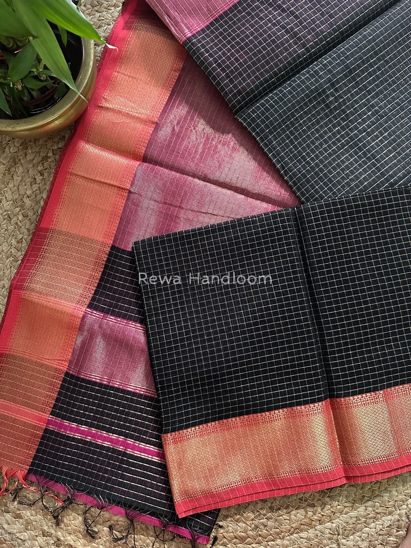  Zari Checks Saree