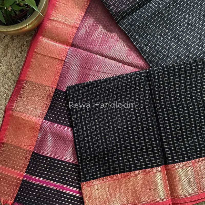  Zari Checks Saree