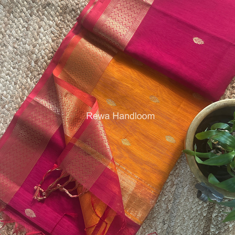 Maheshwari Flower Butti Saree