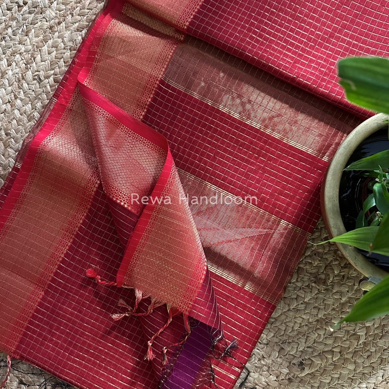 Maheshwari Zari Checks Saree