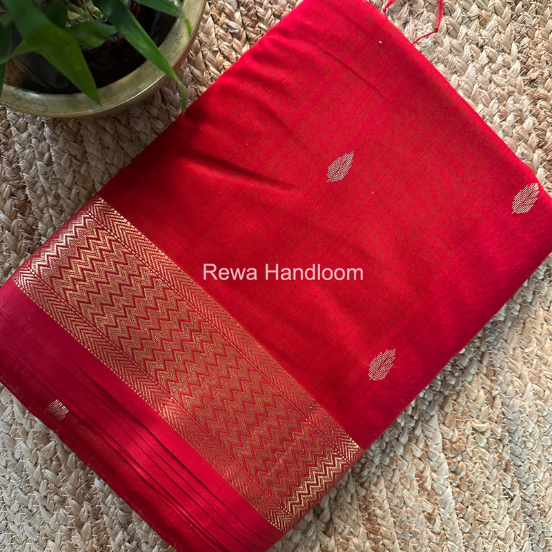 Maheshwari Red Flower Butti Saree PTB0154