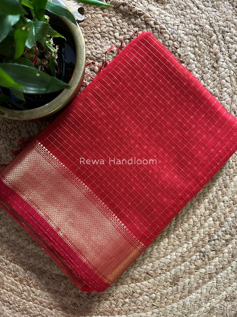Maheshwari Red Zari Checks Saree ZCHX059