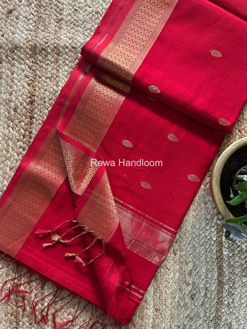 Maheshwari Flower Butti Saree